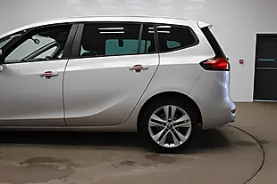 Used 2013 Vauxhall Zafira Tourer Sri Silver - Interior and Exterior details 7