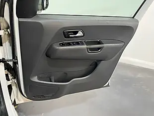 Used 2013 Volkswagen Amarok Highline White - Interior and Exterior details 10