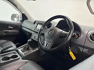 Used 2013 Volkswagen Amarok Highline White - Interior and Exterior details 14