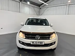 Used 2013 Volkswagen Amarok Highline White - Interior and Exterior details 2