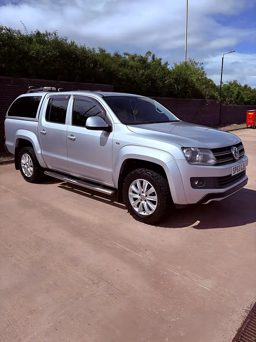 Used 2013 Volkswagen Amarok Trendline Silver - Interior and Exterior details 7