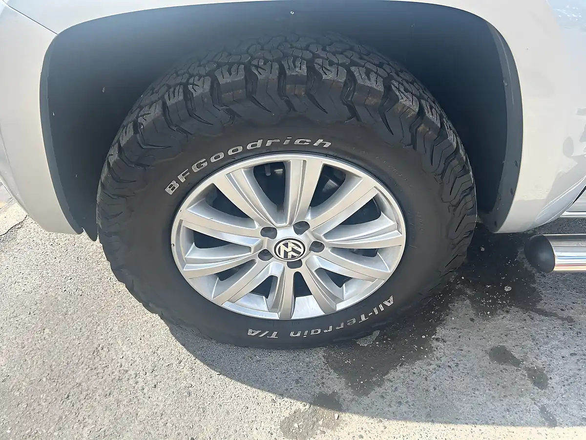 Used 2013 Volkswagen Amarok Trendline Silver - Interior and Exterior details 18