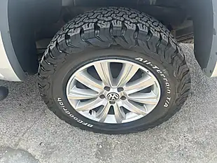 Used 2013 Volkswagen Amarok Trendline Silver - Interior and Exterior details 19