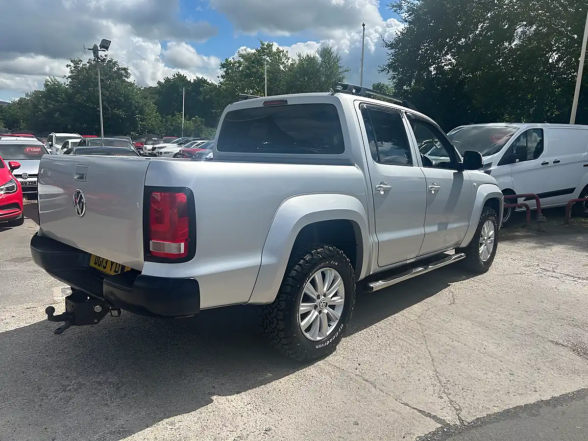 Used 2013 Volkswagen Amarok Trendline Silver - Interior and Exterior details 4
