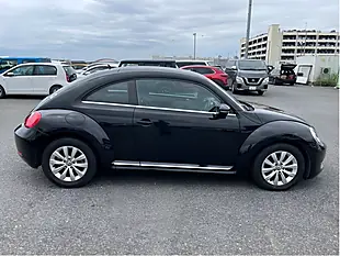 Used 2013 Volkswagen Beetle Design Black - Interior and Exterior details 9