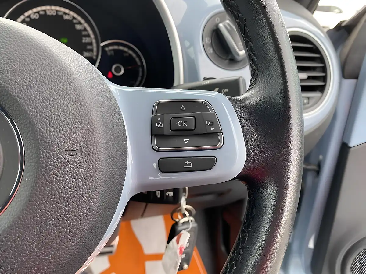 Used 2013 Volkswagen Beetle Design (leather) Denim Blue - Interior and Exterior details 13