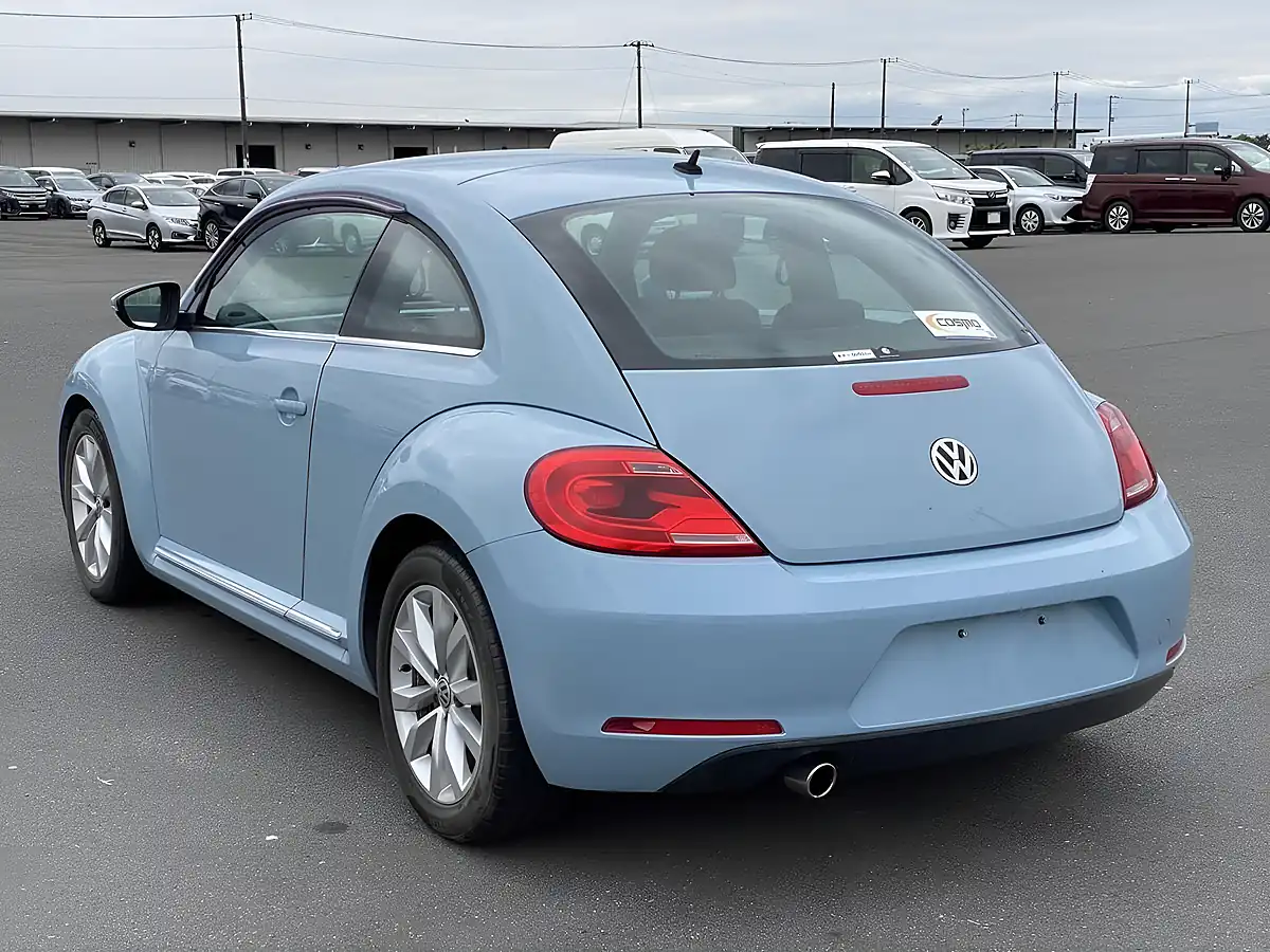 Used 2013 Volkswagen Beetle Design (leather) Denim Blue - Interior and Exterior details 3