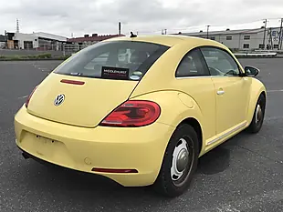 Used 2013 Volkswagen Beetle Design (leather) Sunflower Yellow - Interior and Exterior details 7