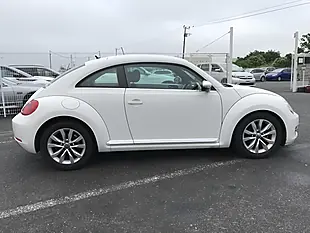 Used 2013 Volkswagen Beetle Design (leather) White - Interior and Exterior details 8
