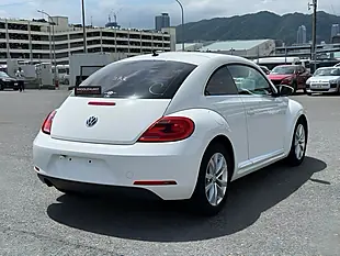 Used 2013 Volkswagen Beetle Design (leather) White - Interior and Exterior details 4