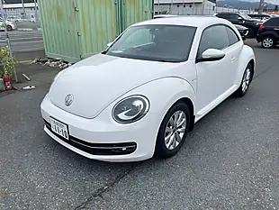 Used 2013 Volkswagen Beetle Design (leather) White - Interior and Exterior details 3