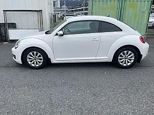 Used 2013 Volkswagen Beetle Design (leather) White - Interior and Exterior details 6