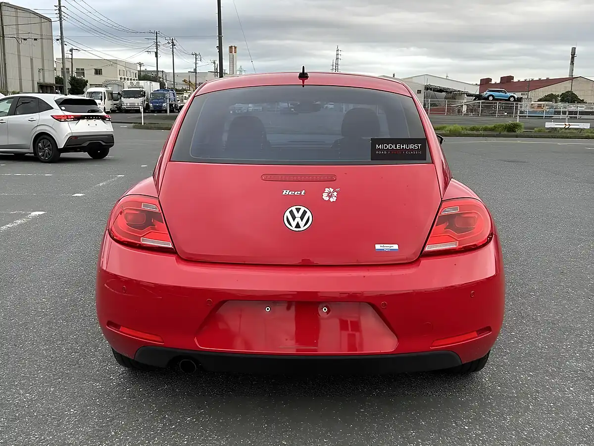 Used 2013 Volkswagen Beetle Design Red - Interior and Exterior details 7