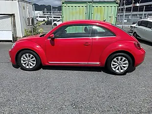 Used 2013 Volkswagen Beetle Design Salsa Red - Interior and Exterior details 5