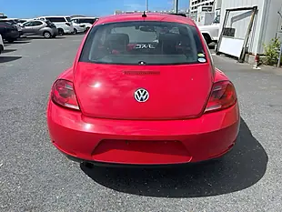 Used 2013 Volkswagen Beetle Design Salsa Red - Interior and Exterior details 8