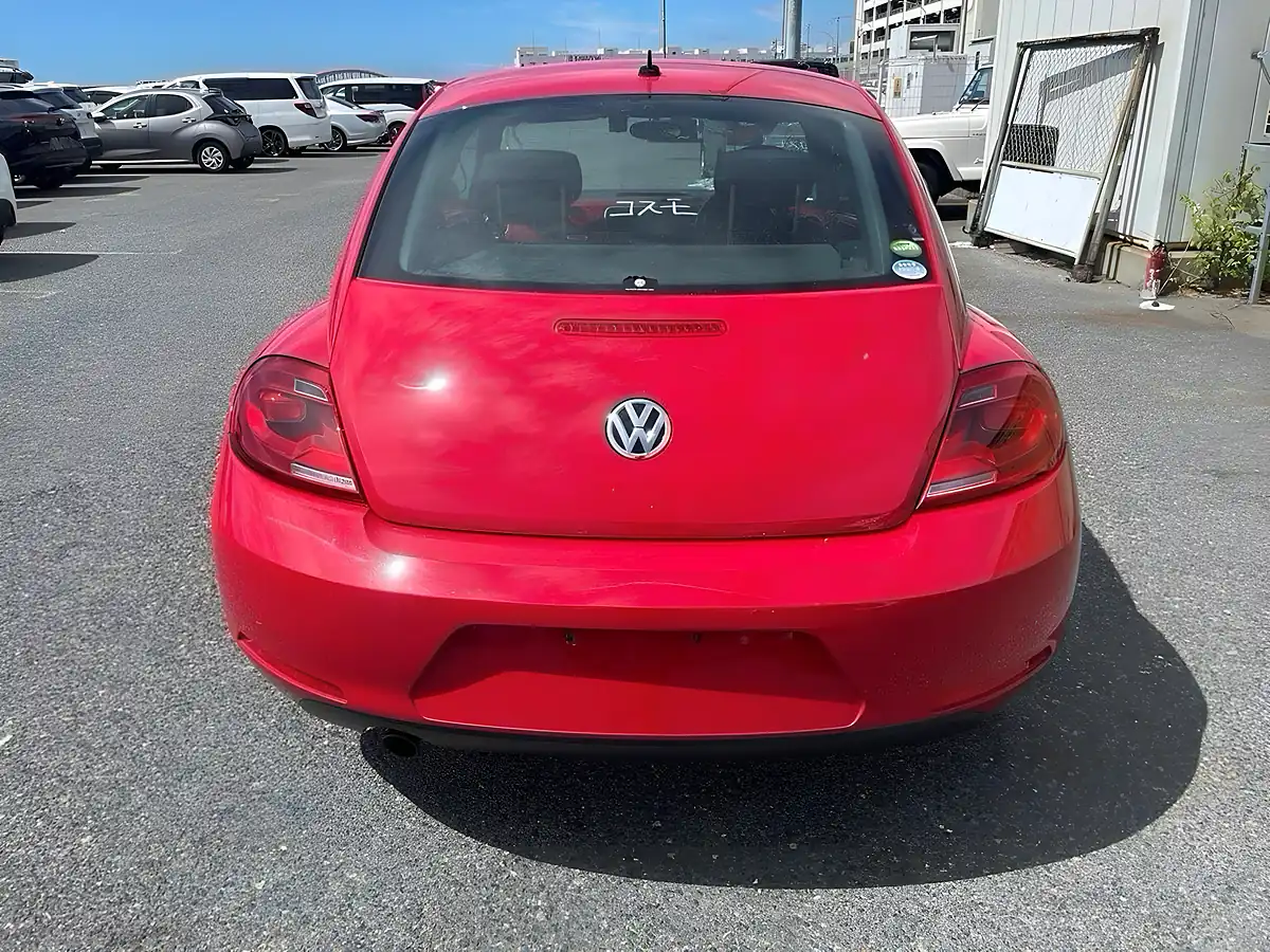 Used 2013 Volkswagen Beetle Design Salsa Red - Interior and Exterior details 8