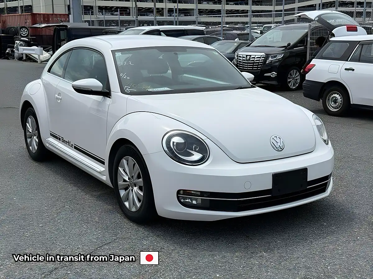 Used 2013 Volkswagen Beetle Design White - Front View