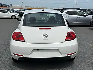 Used 2013 Volkswagen Beetle Design White - Interior and Exterior details 10