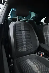 Used 2013 Volkswagen Beetle Sport Black - Interior and Exterior details 10