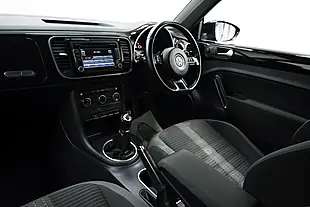 Used 2013 Volkswagen Beetle Sport Black - Interior and Exterior details 13