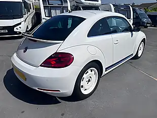 Used 2013 Volkswagen Beetle Sport White - Interior and Exterior details 5