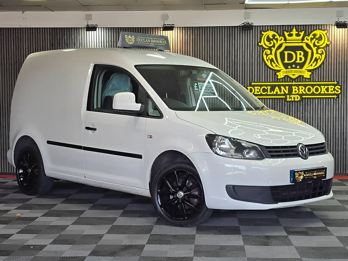 Used 2013 Volkswagen Caddy C20 Startline L1 H1 White - Front View