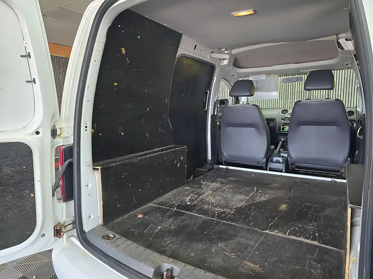 Used 2013 Volkswagen Caddy C20 Startline L1 H1 White - Interior and Exterior details 17