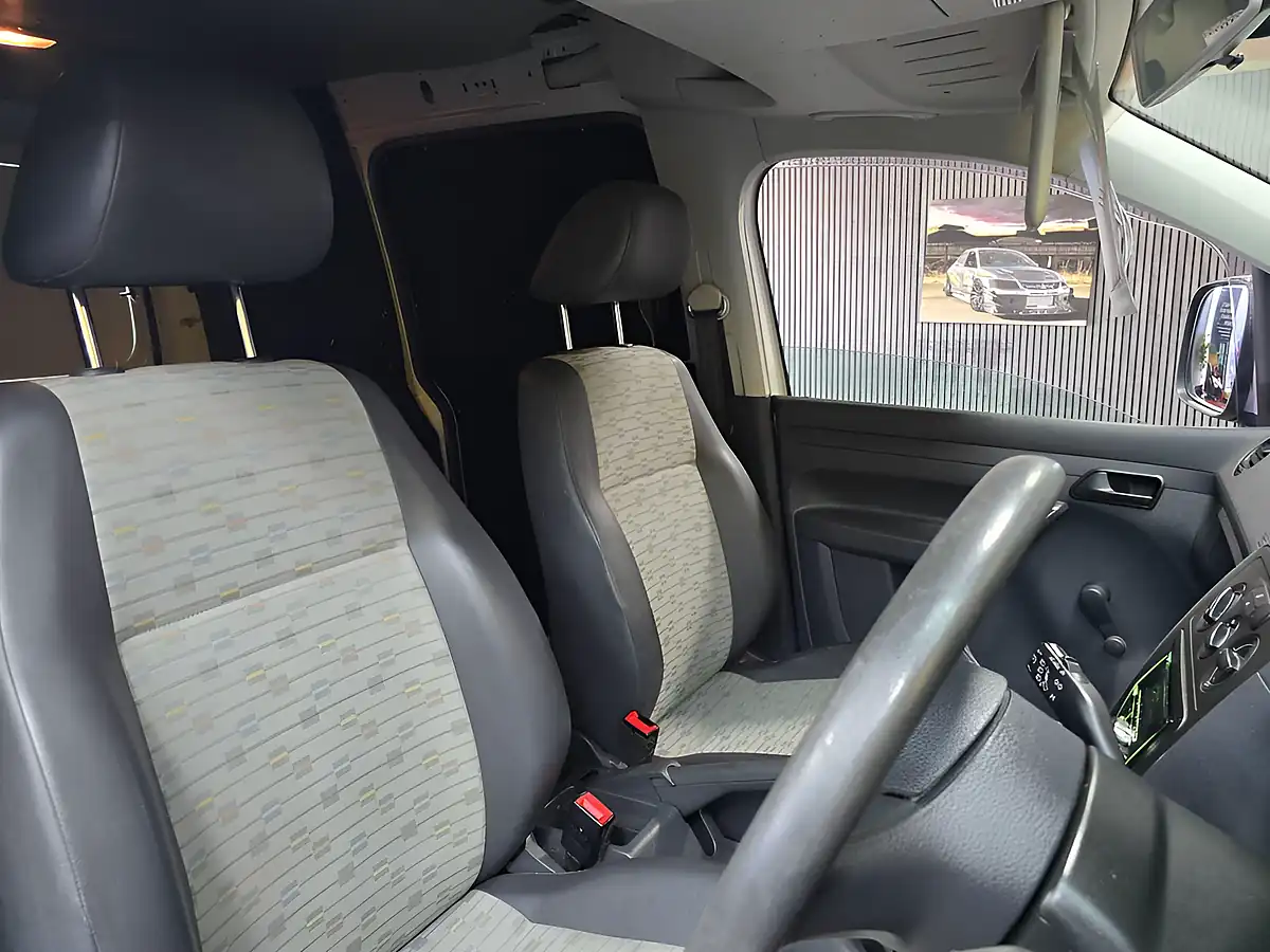Used 2013 Volkswagen Caddy C20 Startline L1 H1 White - Interior and Exterior details 20
