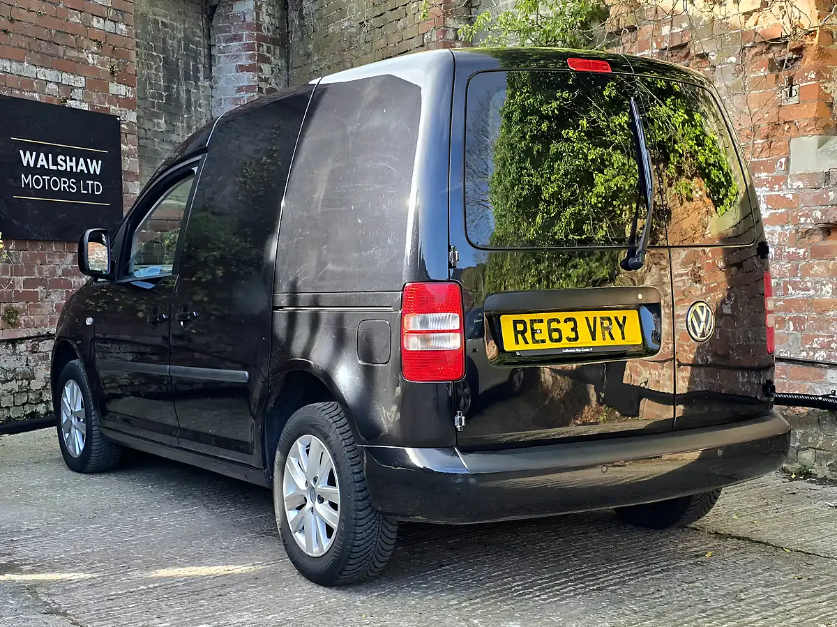 Used 2013 Volkswagen Caddy Highline Black - Interior and Exterior details 10