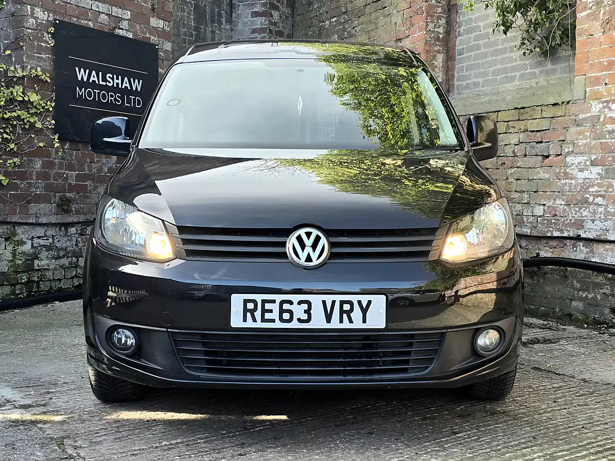 Used 2013 Volkswagen Caddy Highline Black - Interior and Exterior details 2