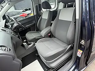 Used 2013 Volkswagen Caddy Life Blue - Interior and Exterior details 13