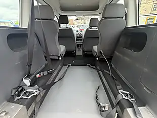 Used 2013 Volkswagen Caddy Life Blue - Interior and Exterior details 17