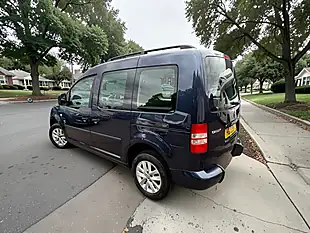 Used 2013 Volkswagen Caddy Life Blue - Interior and Exterior details 5