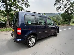 Used 2013 Volkswagen Caddy Life Blue - Interior and Exterior details 6