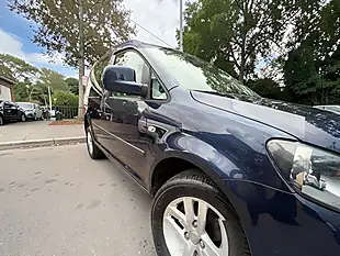 Used 2013 Volkswagen Caddy Life Blue - Interior and Exterior details 8