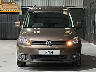 Used 2013 Volkswagen Caddy Maxi Life Brown - Interior and Exterior details 7