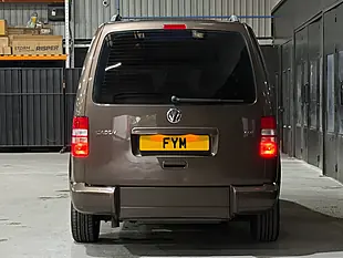 Used 2013 Volkswagen Caddy Maxi Life Brown - Interior and Exterior details 8