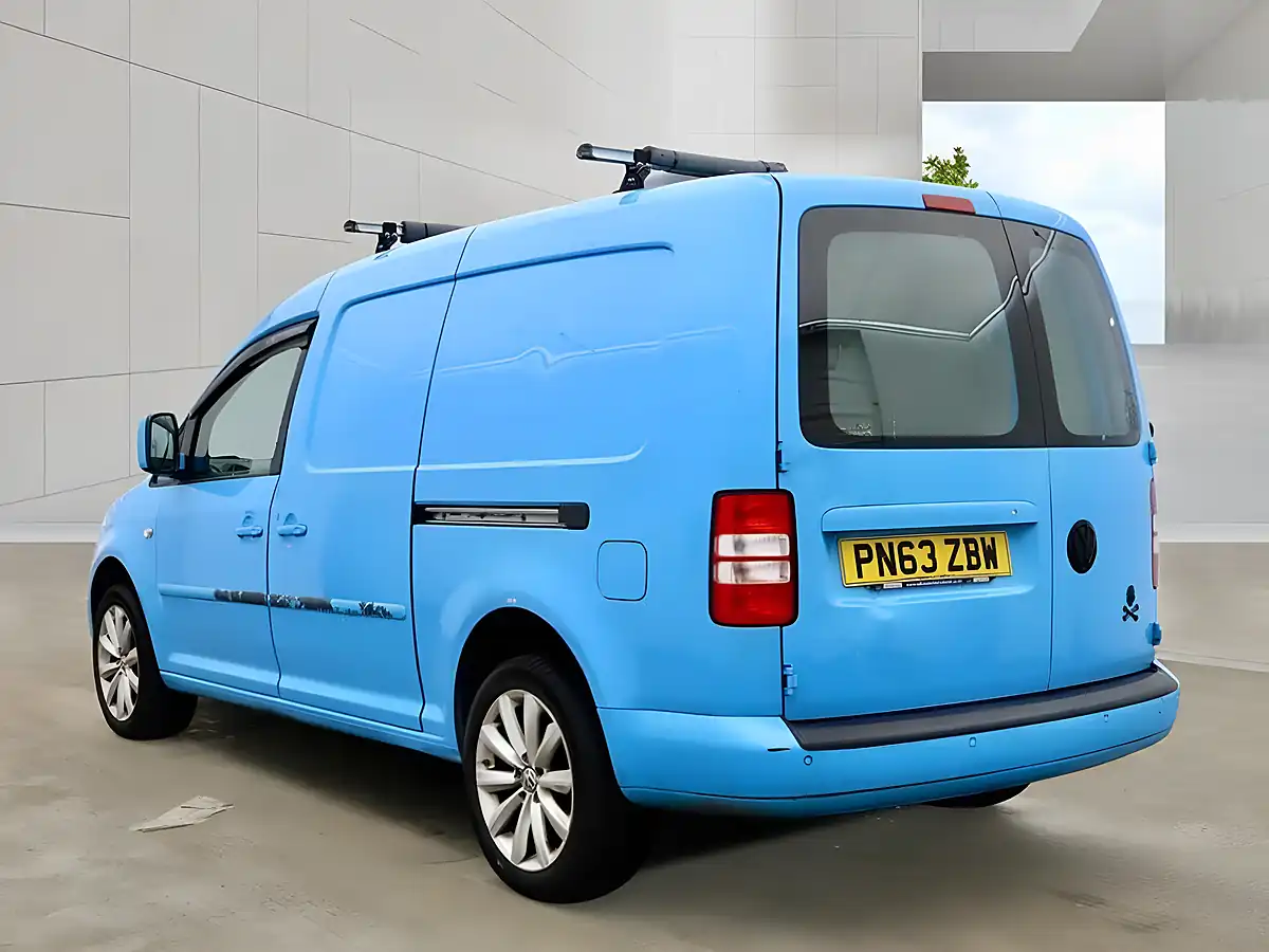Used 2013 Volkswagen Caddy Maxi Startline Blue - Interior and Exterior details 4