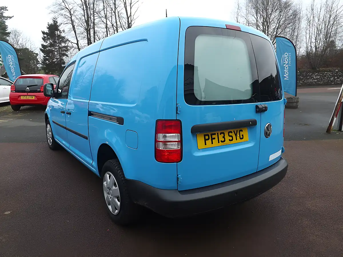Used 2013 Volkswagen Caddy Startline Blue - Interior and Exterior details 5