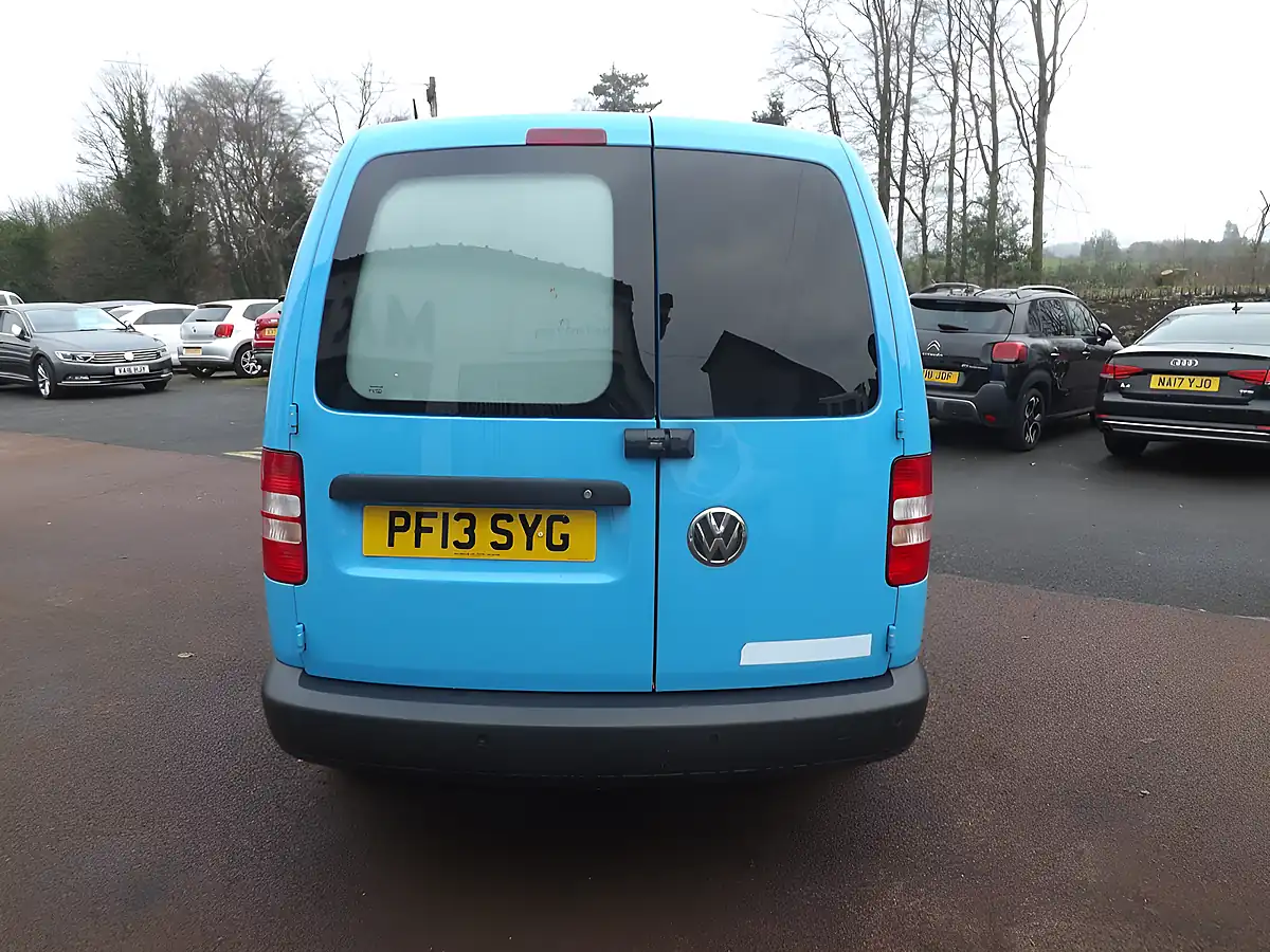 Used 2013 Volkswagen Caddy Startline Blue - Interior and Exterior details 7
