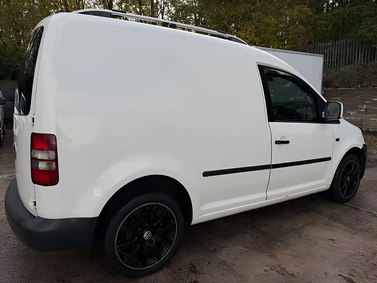 Used 2013 Volkswagen Caddy Startline White - Interior and Exterior details 6