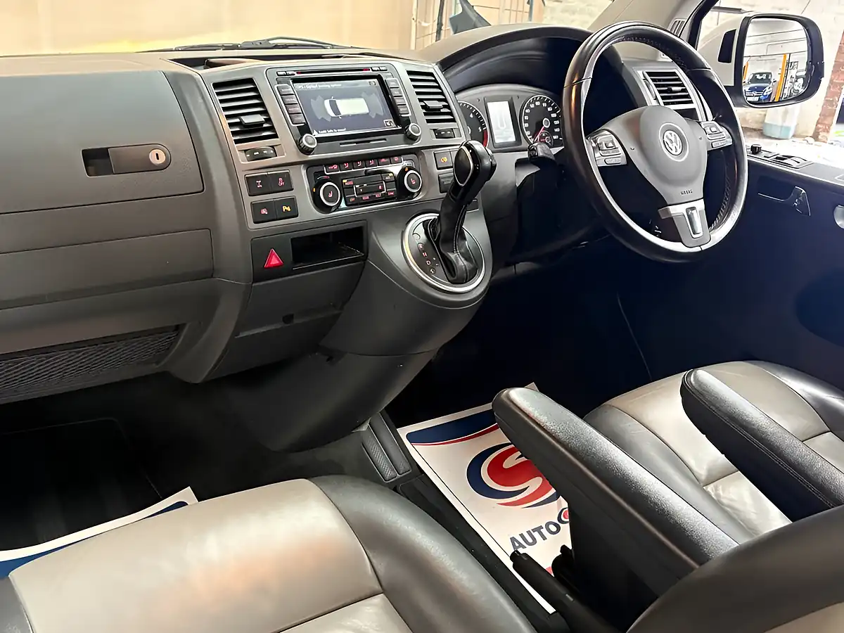 Used 2013 Volkswagen Caravelle Edition 25 White - Interior and Exterior details 20