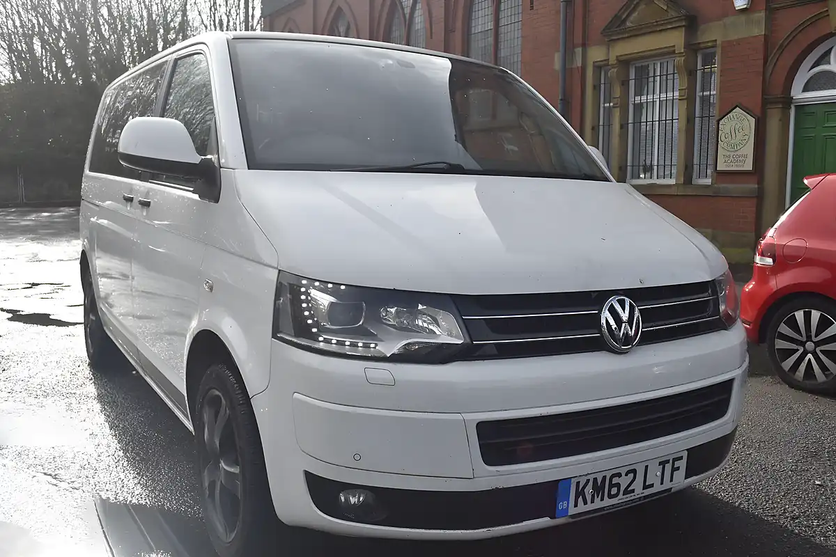 Used 2013 Volkswagen Caravelle Edition 25 White - Interior and Exterior details 7