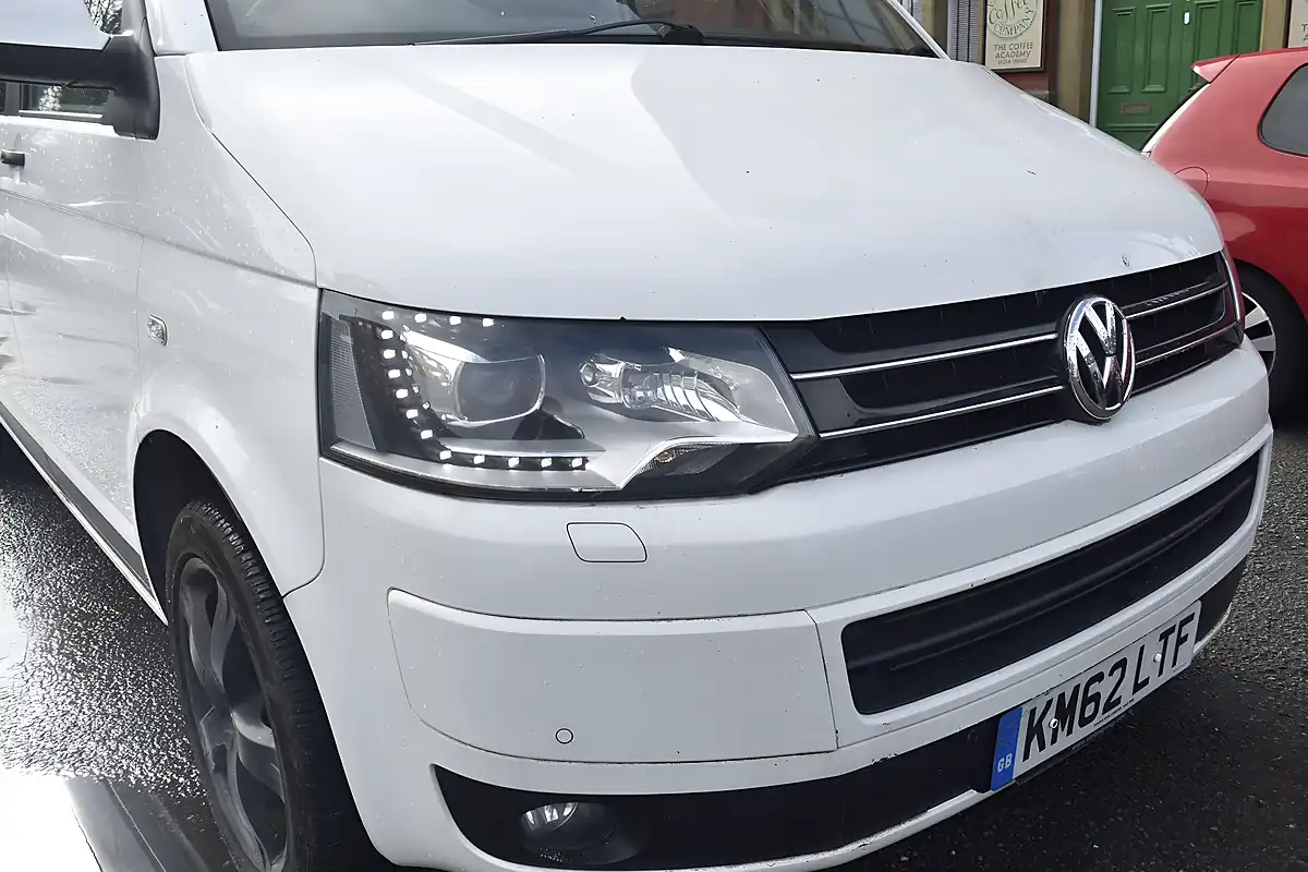 Used 2013 Volkswagen Caravelle Edition 25 White - Interior and Exterior details 8