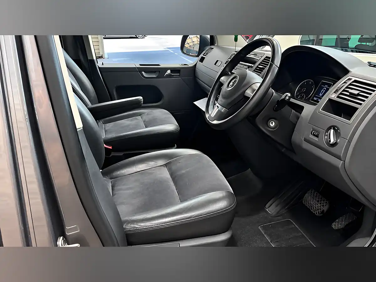 Used 2013 Volkswagen Caravelle Executive Grey - Interior and Exterior details 7