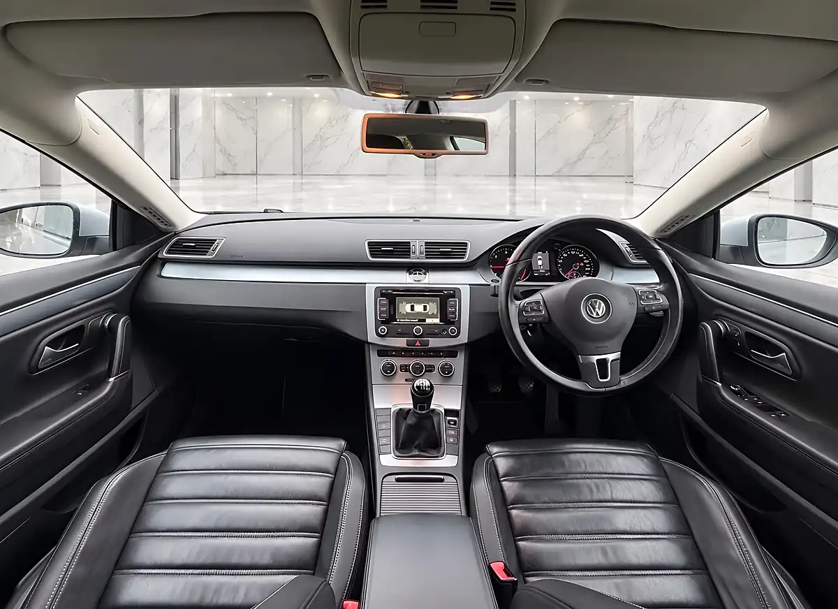 Used 2013 Volkswagen Cc GT Bluemotion Tech Silver - Interior and Exterior details 9