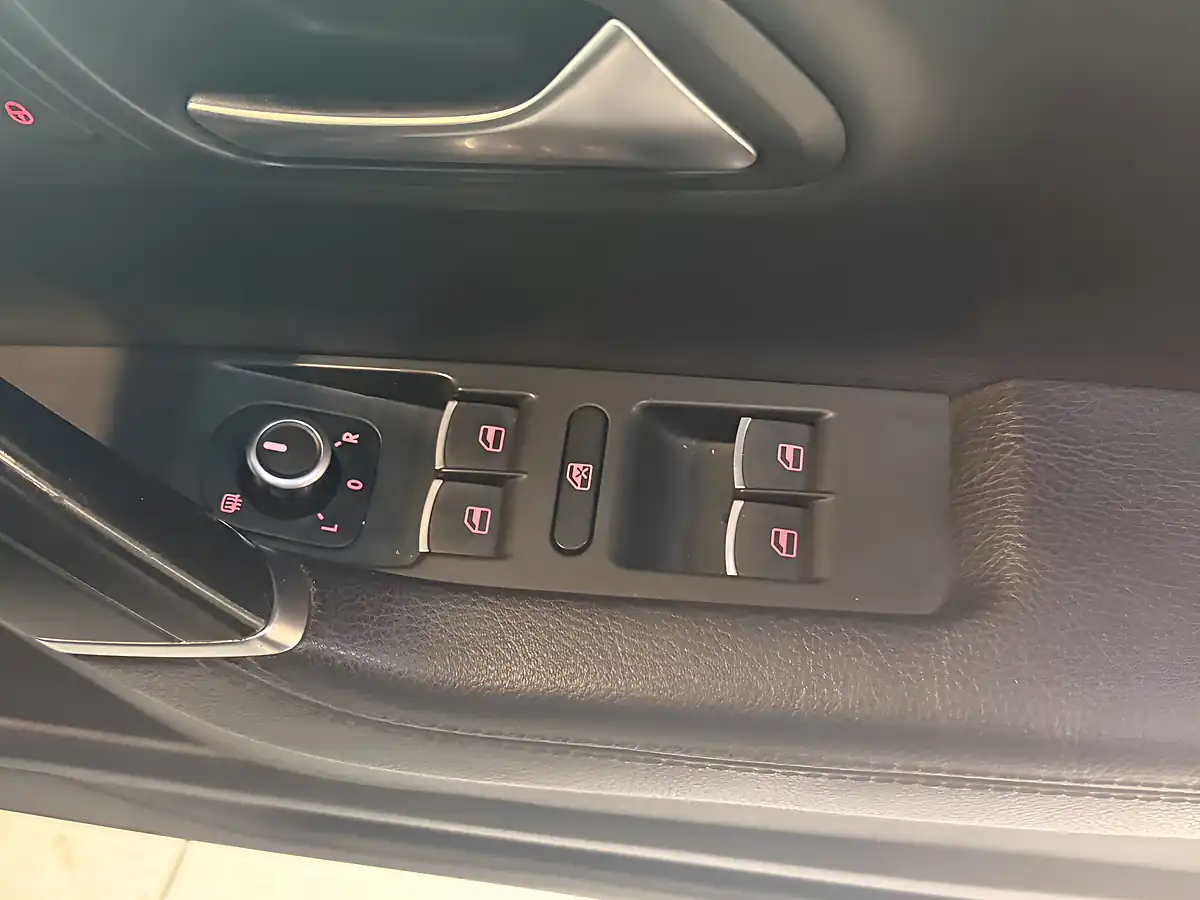 Used 2013 Volkswagen Cc GT Silver - Interior and Exterior details 13