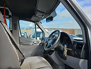 Used 2013 Volkswagen Crafter CR50 Maxi Silver - Interior and Exterior details 12