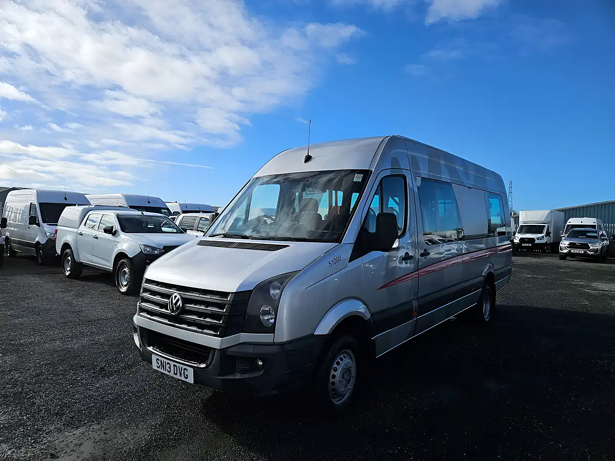 Used 2013 Volkswagen Crafter CR50 Maxi Silver - Interior and Exterior details 4