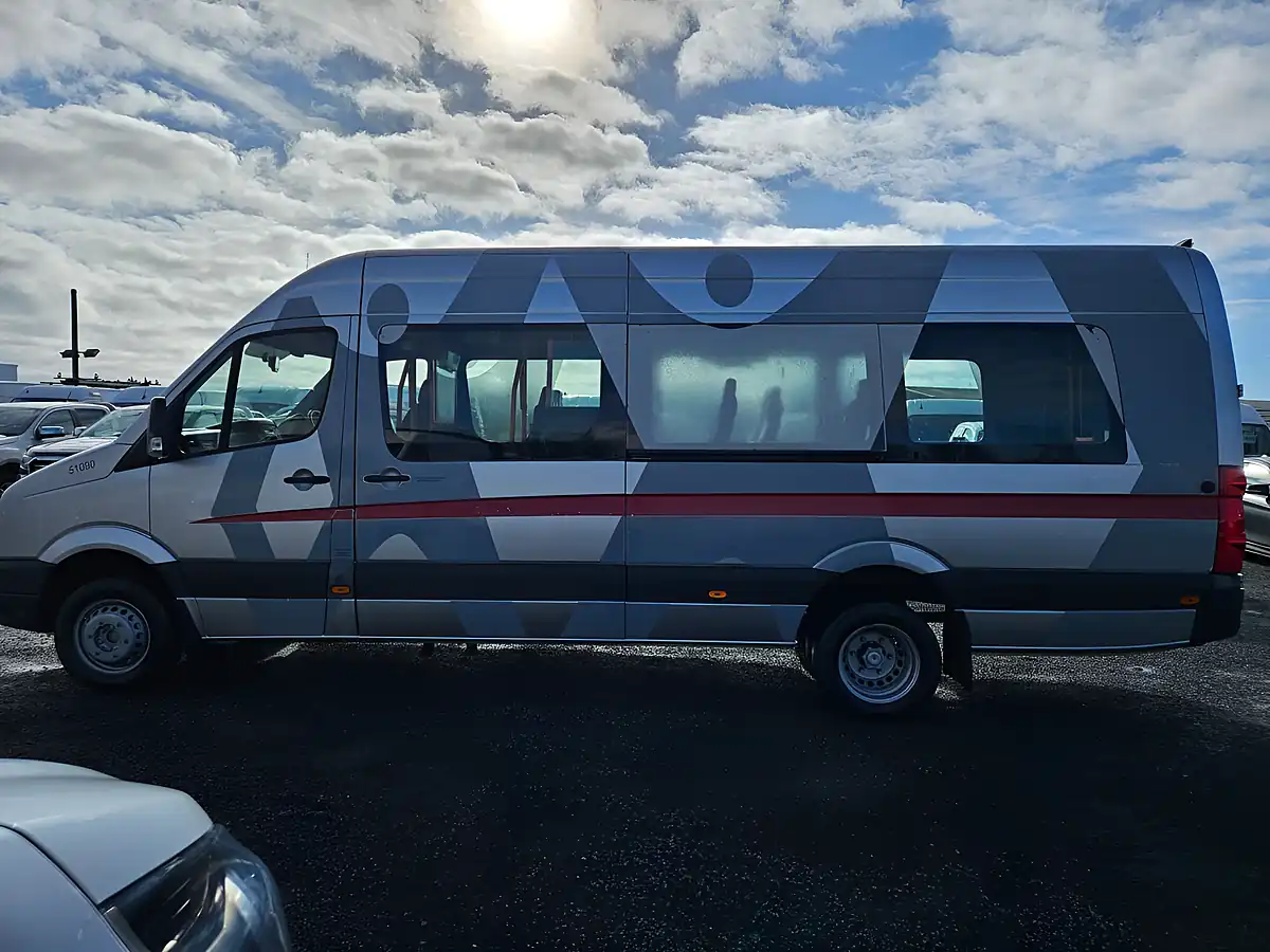 Used 2013 Volkswagen Crafter CR50 Maxi Silver - Interior and Exterior details 5